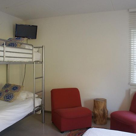 Welsden Dertien Bed & Breakfast Margraten Exterior foto
